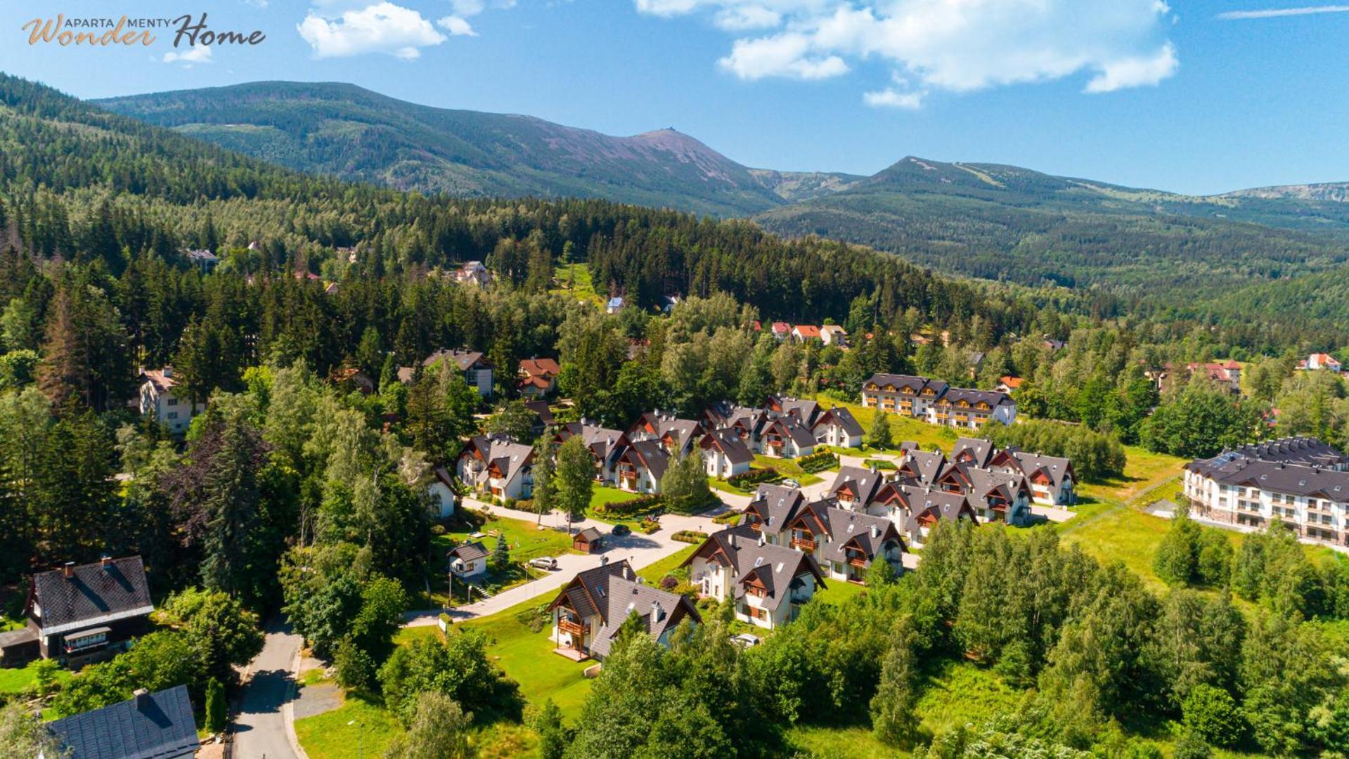 Wonder Home - Domki Gorskie Na Osiedlu Dozorowanym, Z Kominkami I Placem Zabaw Karpacz Eksteriør billede